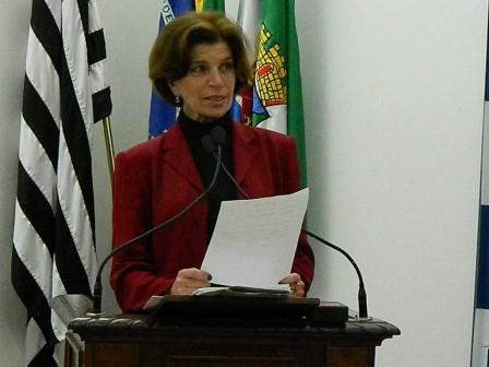Rosângela Paulucci pede transporte gratuito para pacientes da saúde    