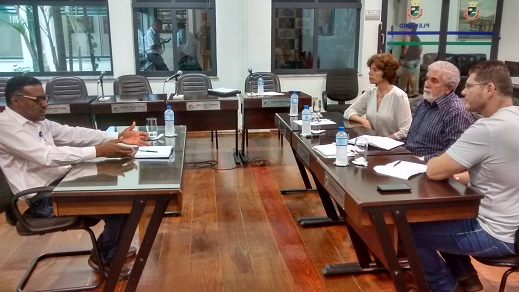 Vereadores se reúnem com gerente da Sabesp