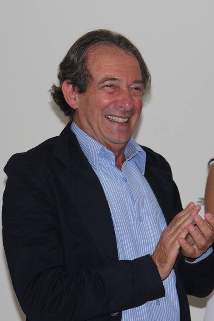 Aprovado título de cidadão a Mario Celso Hellmeister