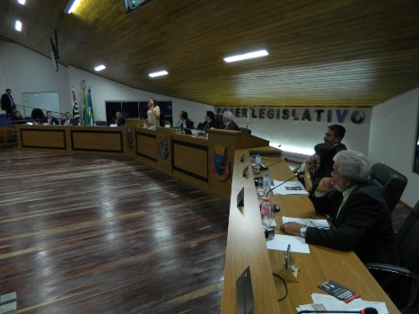 Câmara realiza Audiência Pública sobre castração de pequenos animais e posse responsável