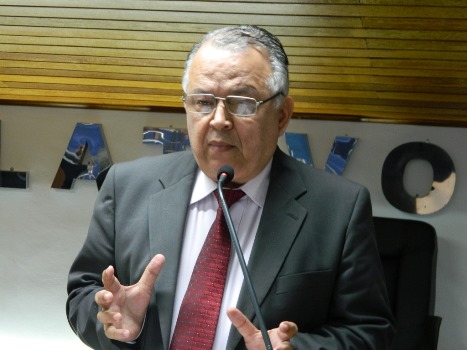 Em levantamento informal, vereador encontra mais de 120 postes apagados