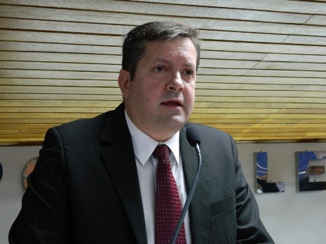 Aprovada Lei que proíbe circulação de cães ferozes nas vias públicas sem equipamentos de segurança