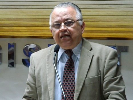 Vereador pede informações sobre capina química
