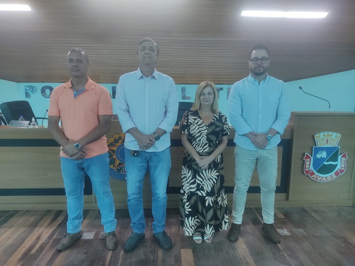 CÂMARA ELEGE NOVA MESA DIRETORA EM SESSÃO EXTRAORDINÁRIA